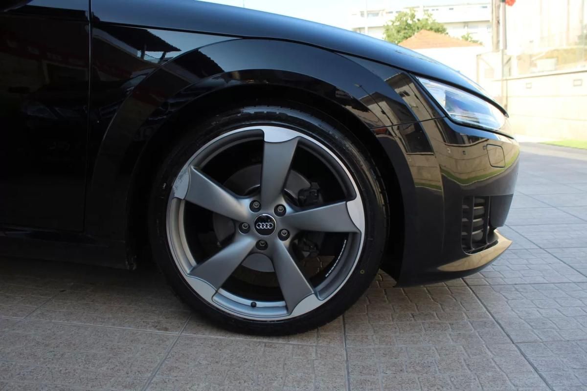 audi-tt-2015-gasolina-1984cc