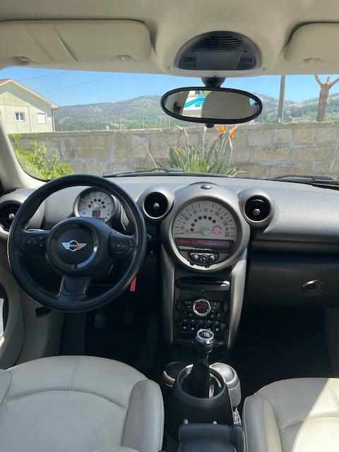 mini-countryman-d-2-0-2011-diesel-1598cc