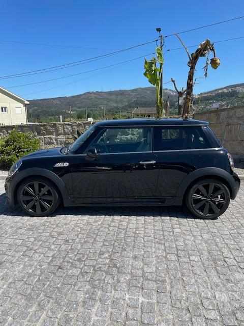 mini-hatch-d-2-0-2013-diesel-1598cc