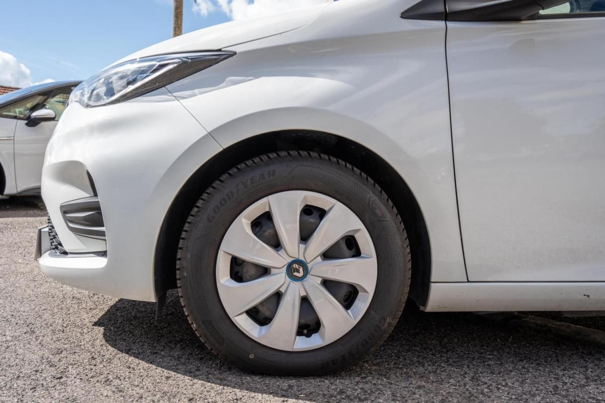 renault-zoe-2022-eletrico-0cc
