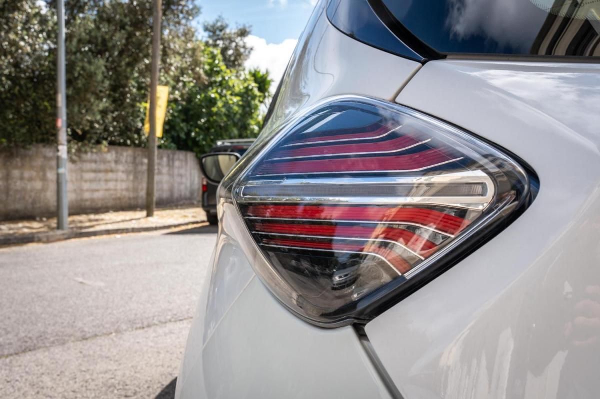 renault-zoe-2022-eletrico-0cc