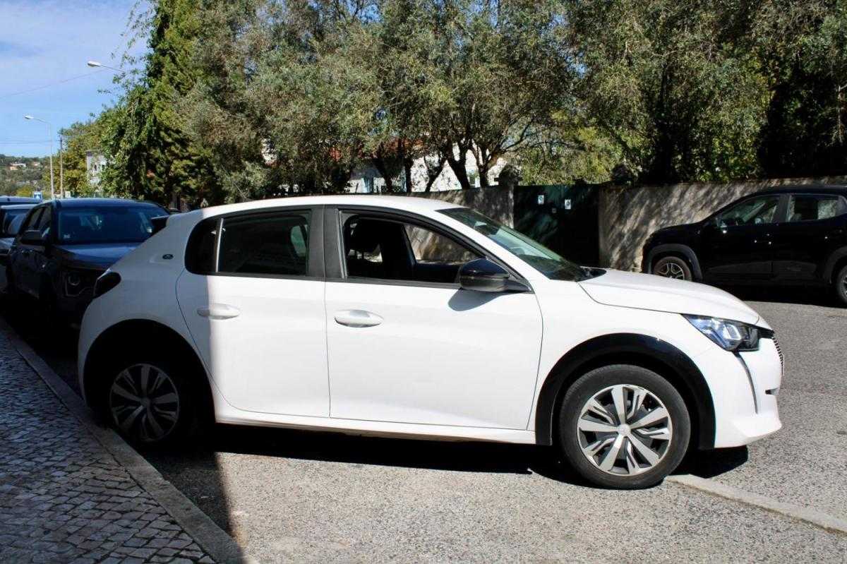 peugeot-e-208-2022-eletrico-0cc