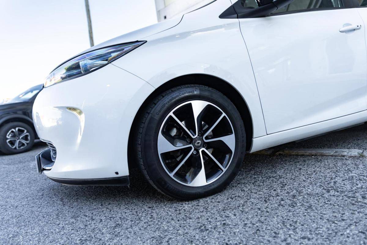 renault-zoe-2017-eletrico-0cc