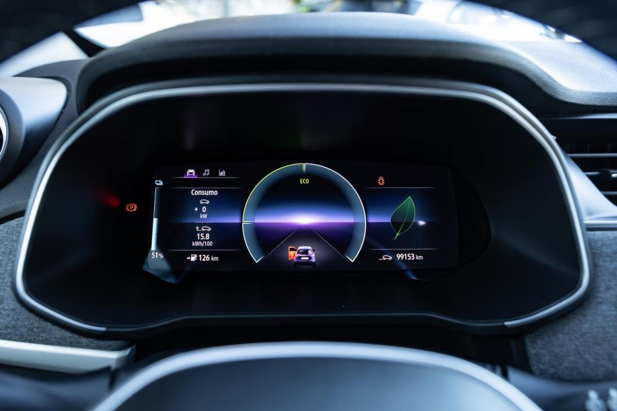 renault-zoe-2021-eletrico-0cc