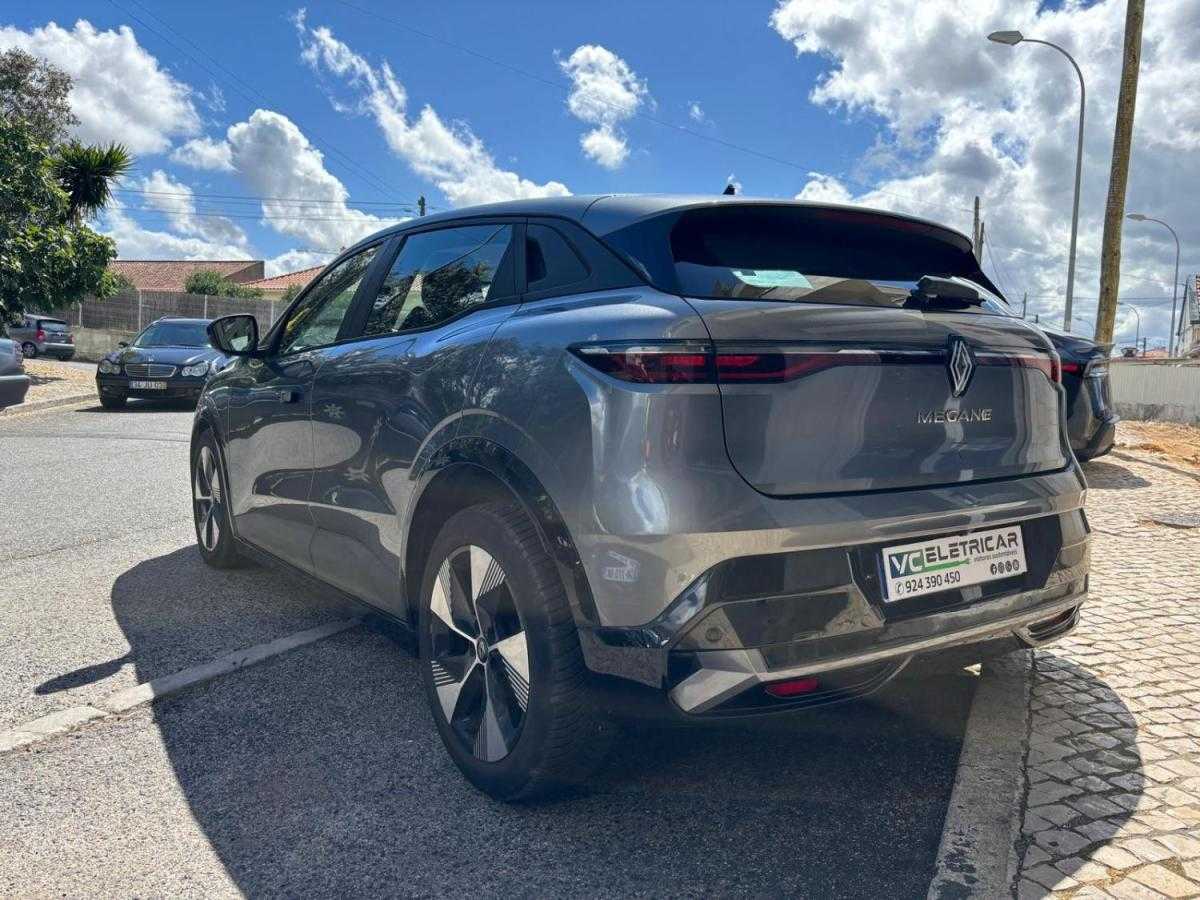 renault-megane-e-tech-2022-eletrico-0cc