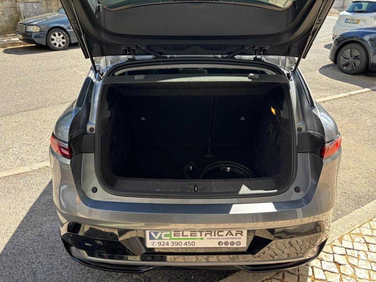 renault-megane-e-tech-2022-eletrico-0cc