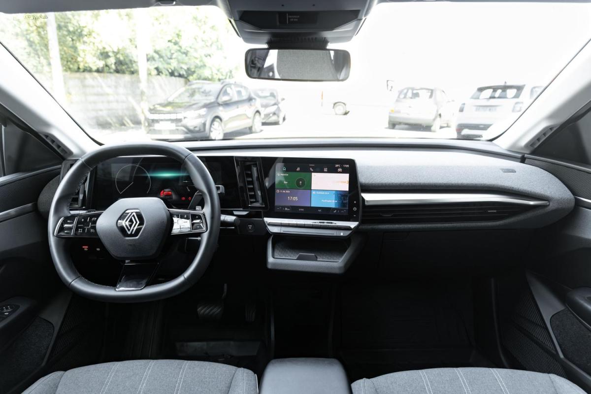 renault-megane-e-tech-2022-eletrico-0cc