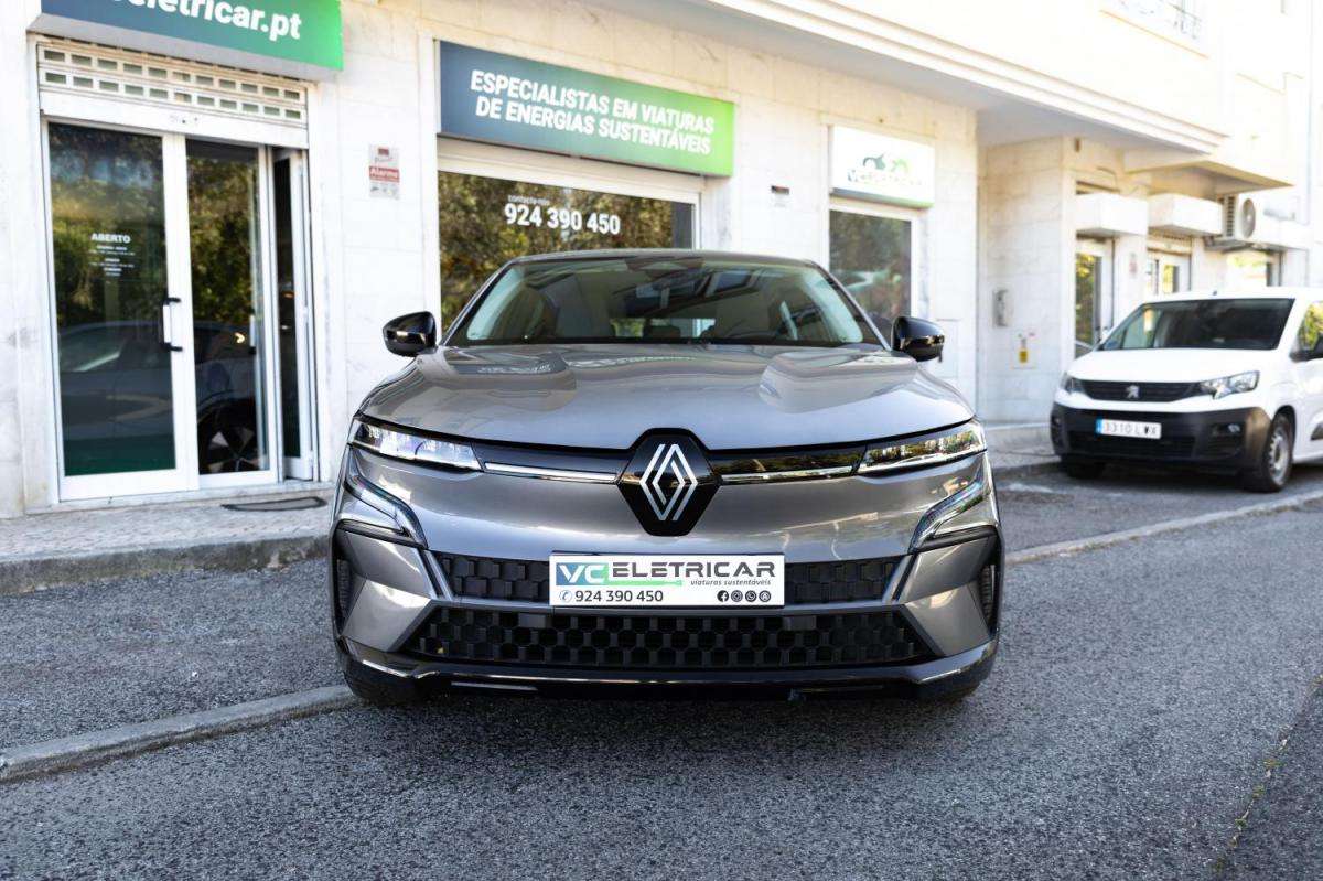 renault-megane-e-tech-2022-eletrico-0cc