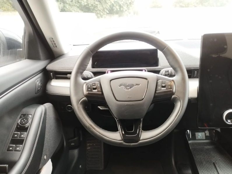 ford-mustang-mach-e-2022-eletrico-0cc
