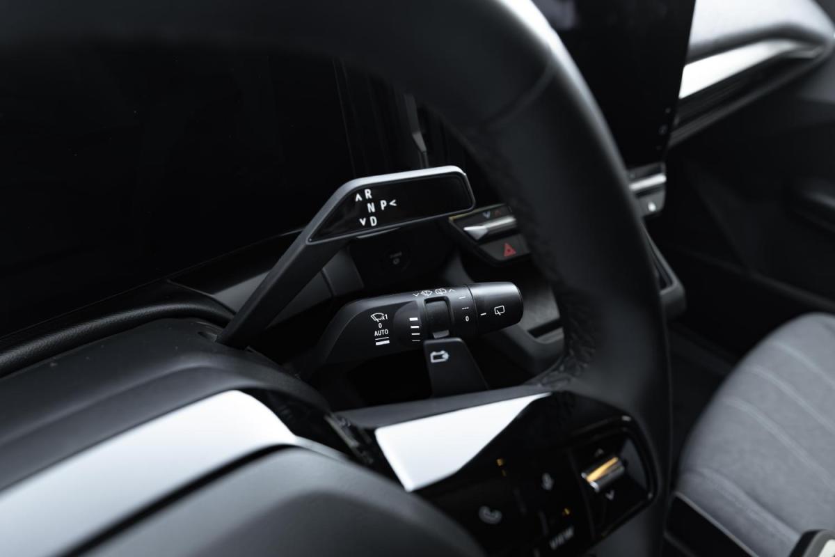 renault-megane-e-tech-2022-eletrico-0cc