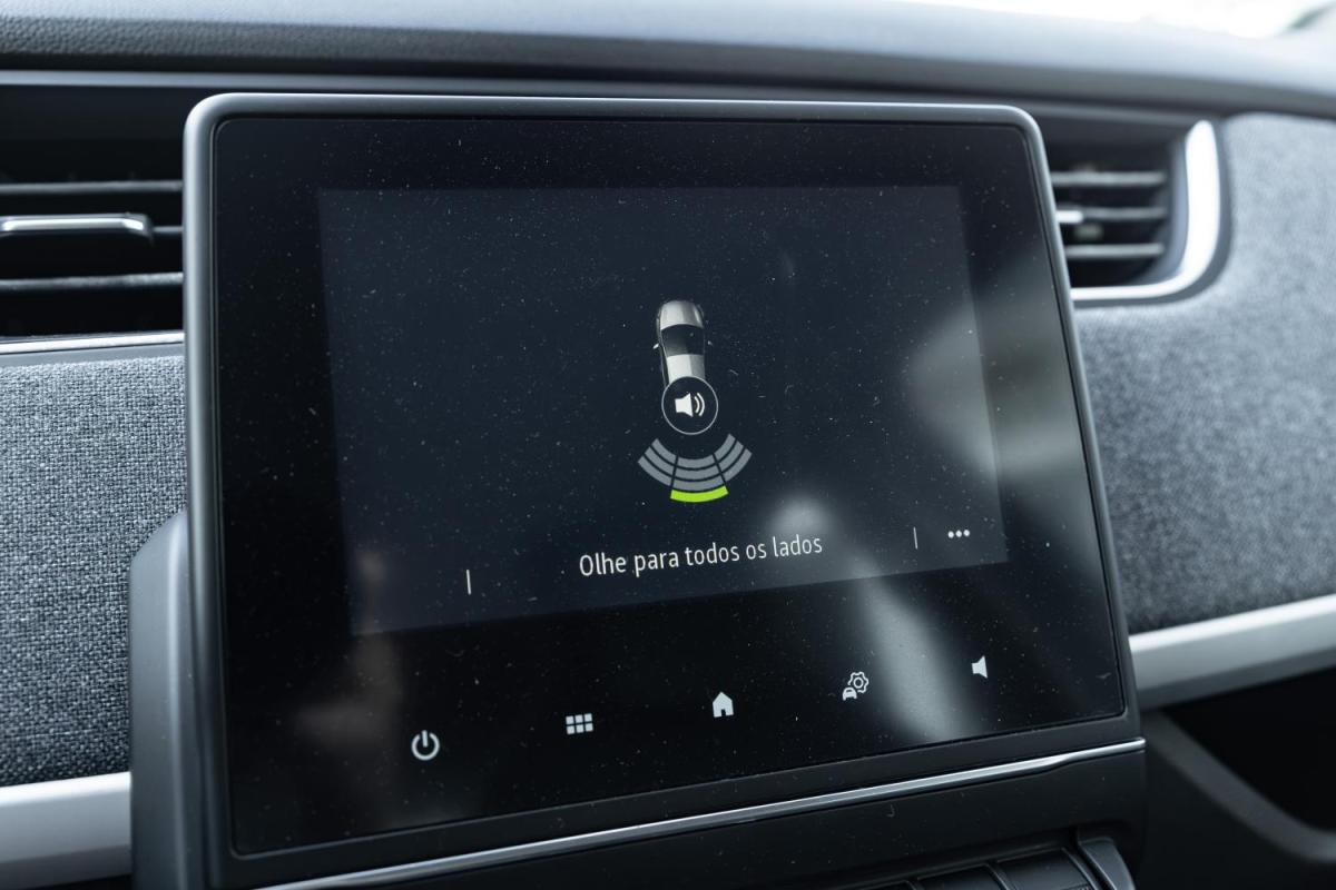 renault-zoe-2020-eletrico-0cc