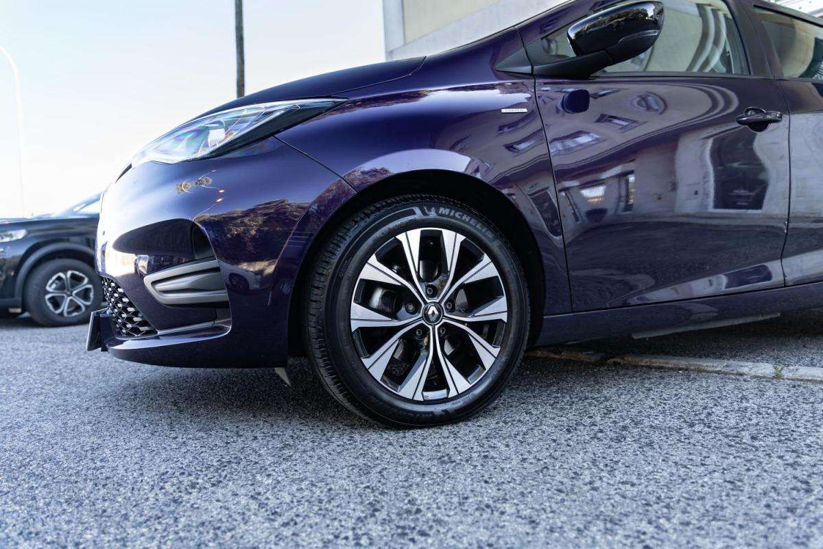 renault-zoe-2021-eletrico-0cc