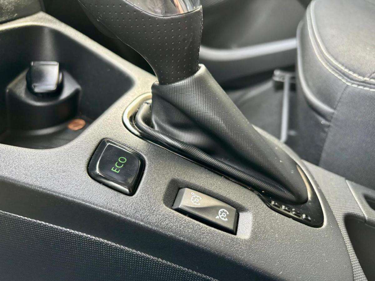 renault-zoe-2019-eletrico-0cc