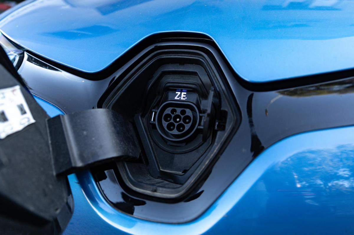 renault-zoe-2019-eletrico-0cc
