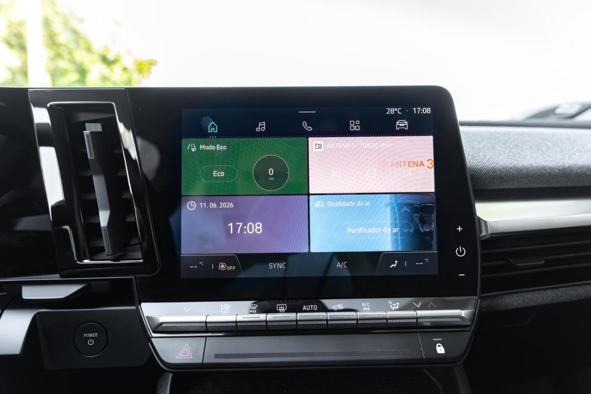 renault-megane-e-tech-2022-eletrico-0cc