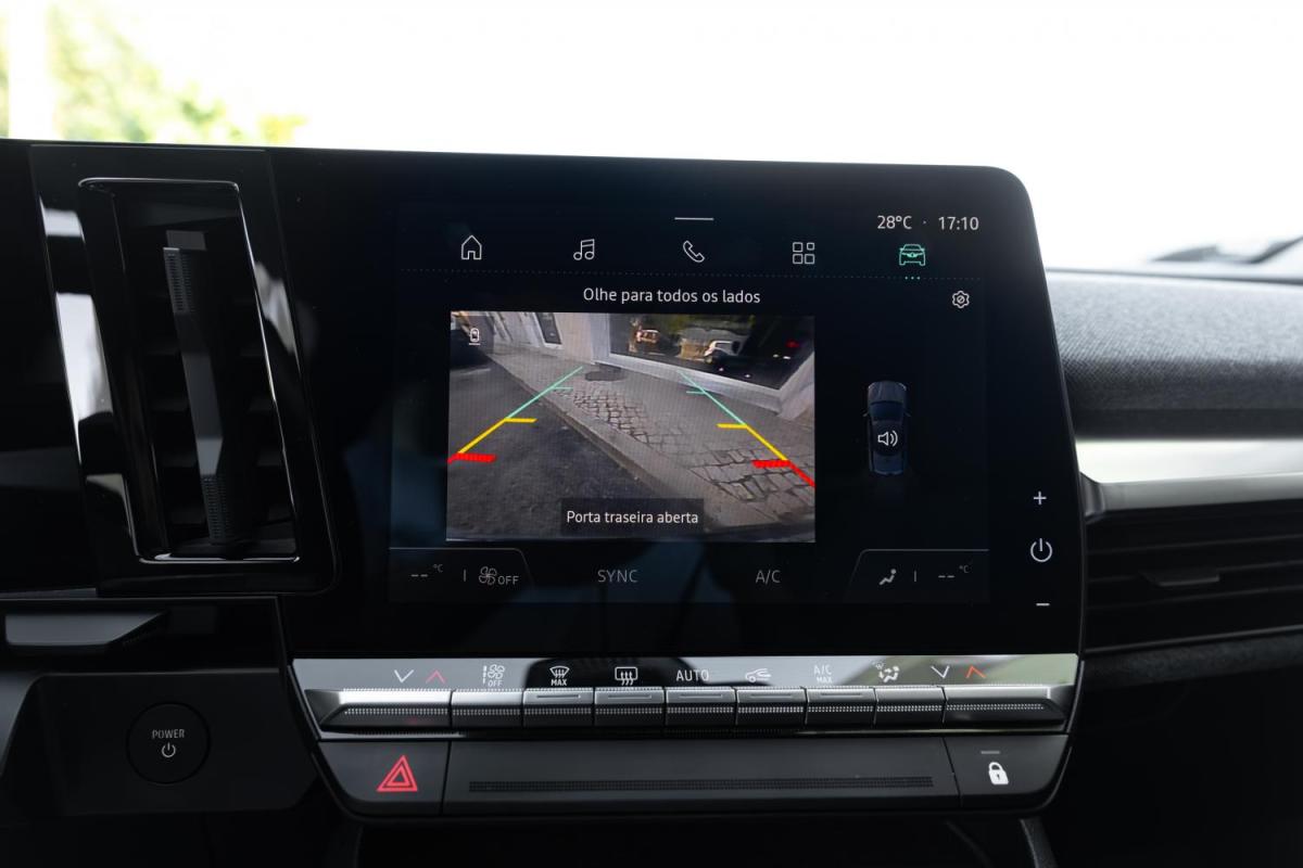 renault-megane-e-tech-2022-eletrico-0cc