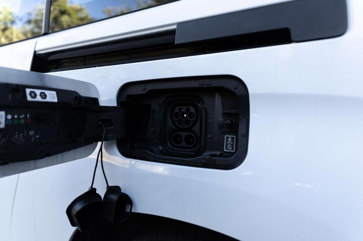 fiat-doblo-2022-eletrico-0cc
