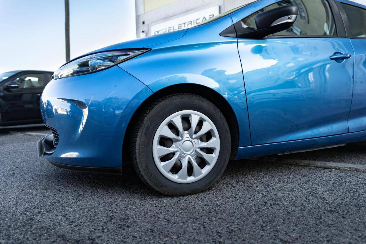 renault-zoe-2019-eletrico-0cc