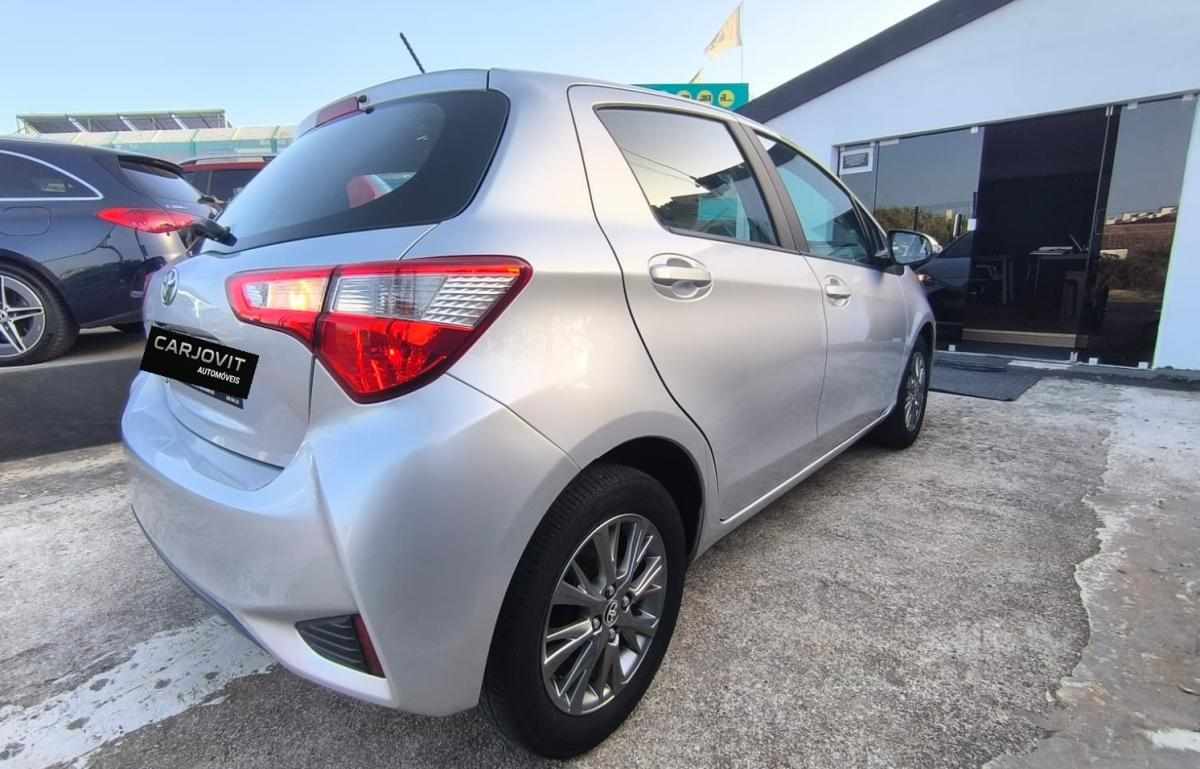 toyota-yaris-1-0-vvt-i-2017-gasolina-998cc
