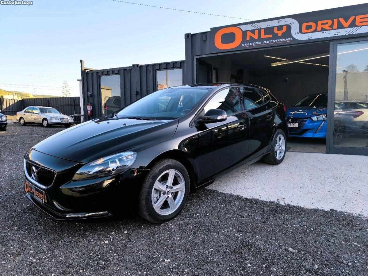 volvo-v40-d2-2017-diesel-1969cc