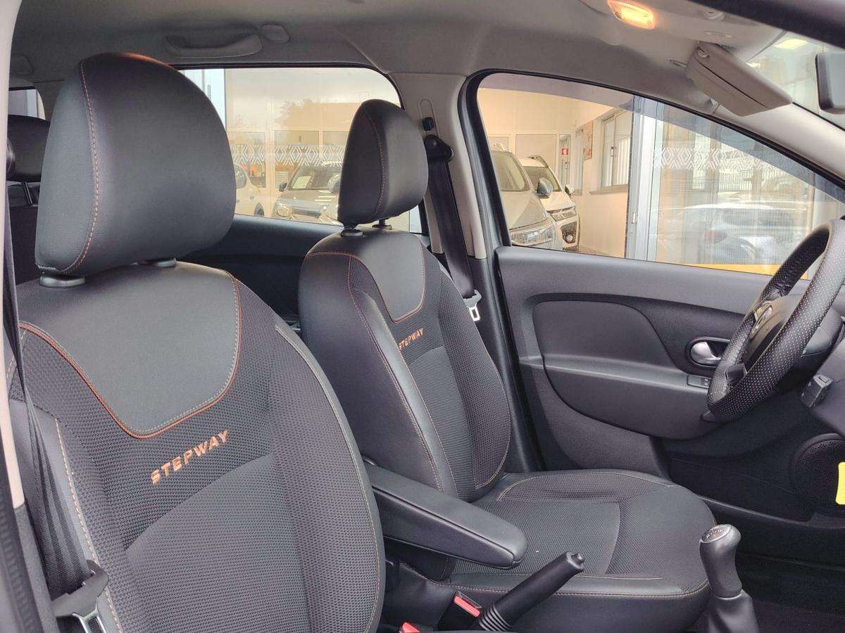 dacia-logan-mcv-2017-gasolina-898cc