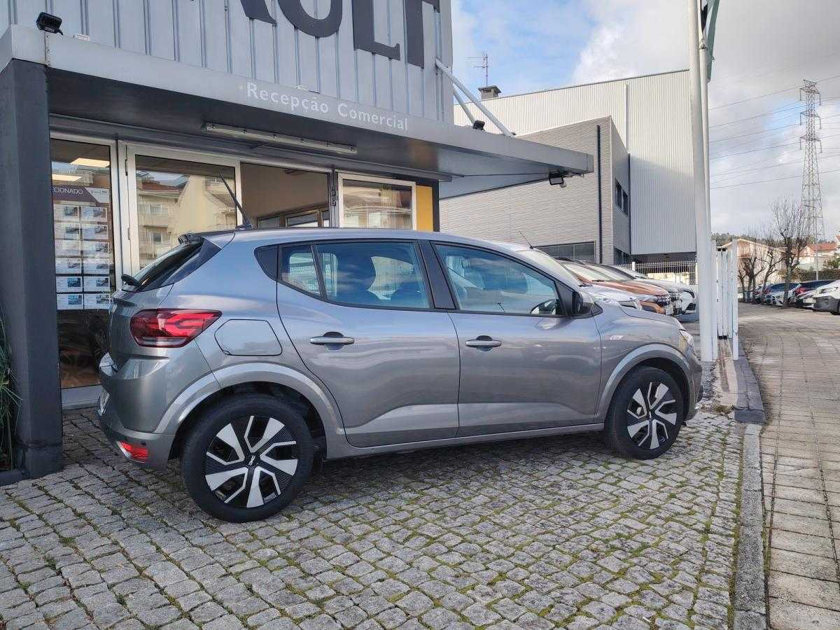 dacia-sandero-2025-gpl-999cc
