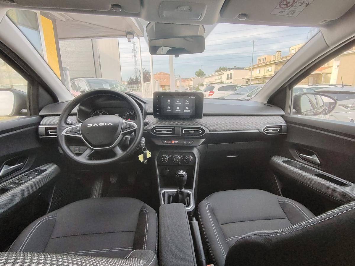 dacia-sandero-2025-gasolina-999cc