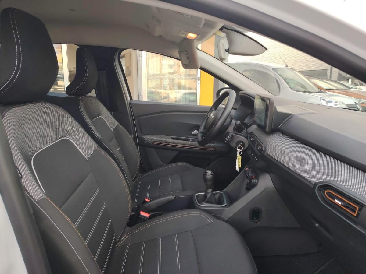 dacia-sandero-2023-gpl-999cc