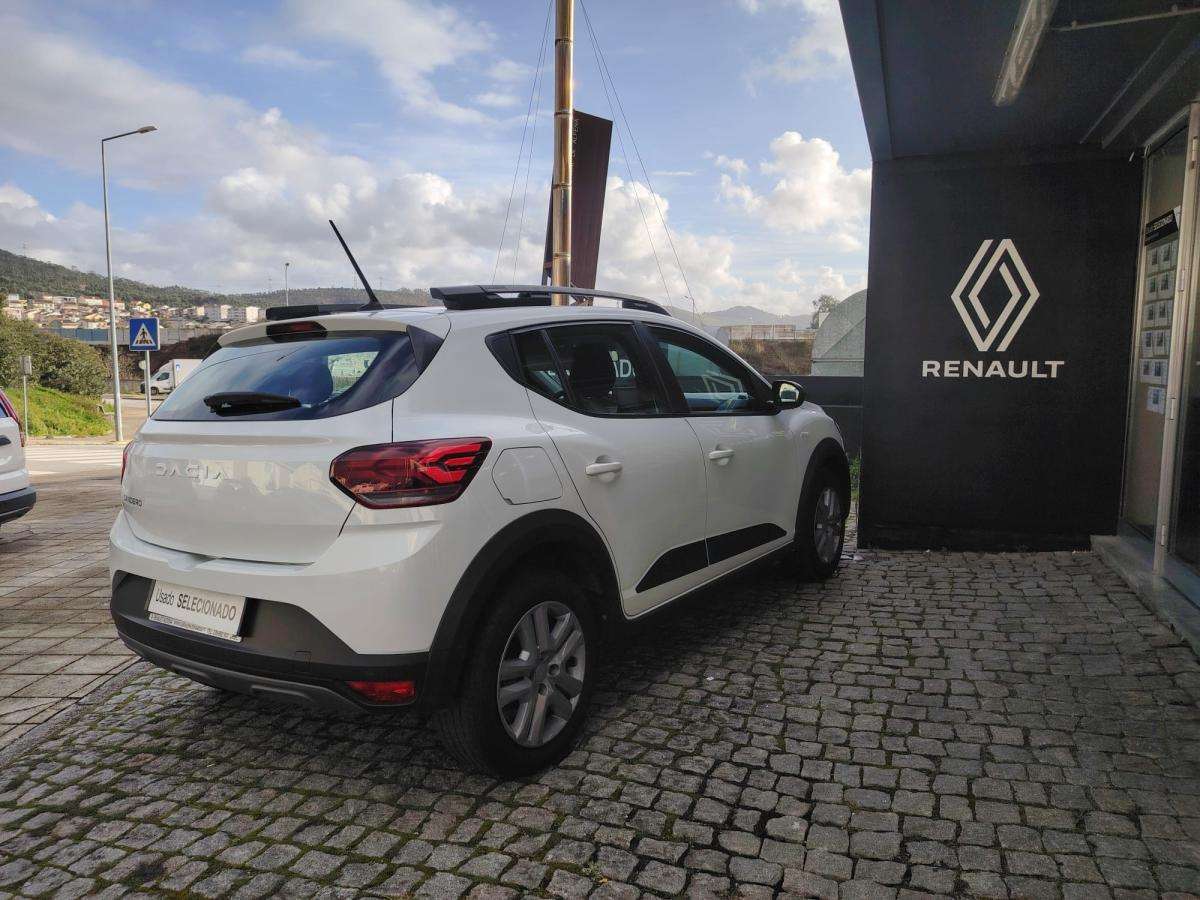 dacia-sandero-2023-gpl-999cc
