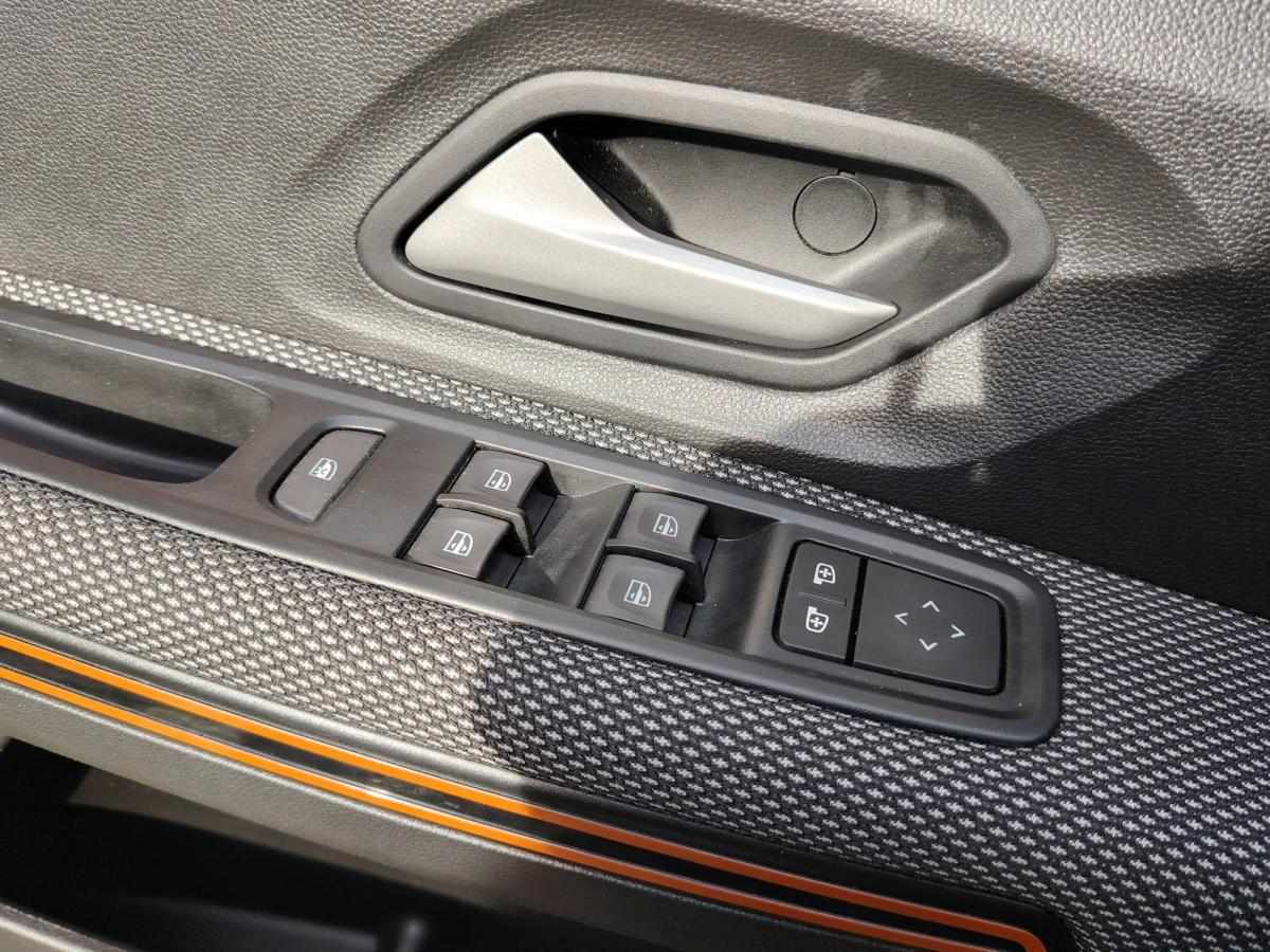 dacia-sandero-2023-gpl-999cc