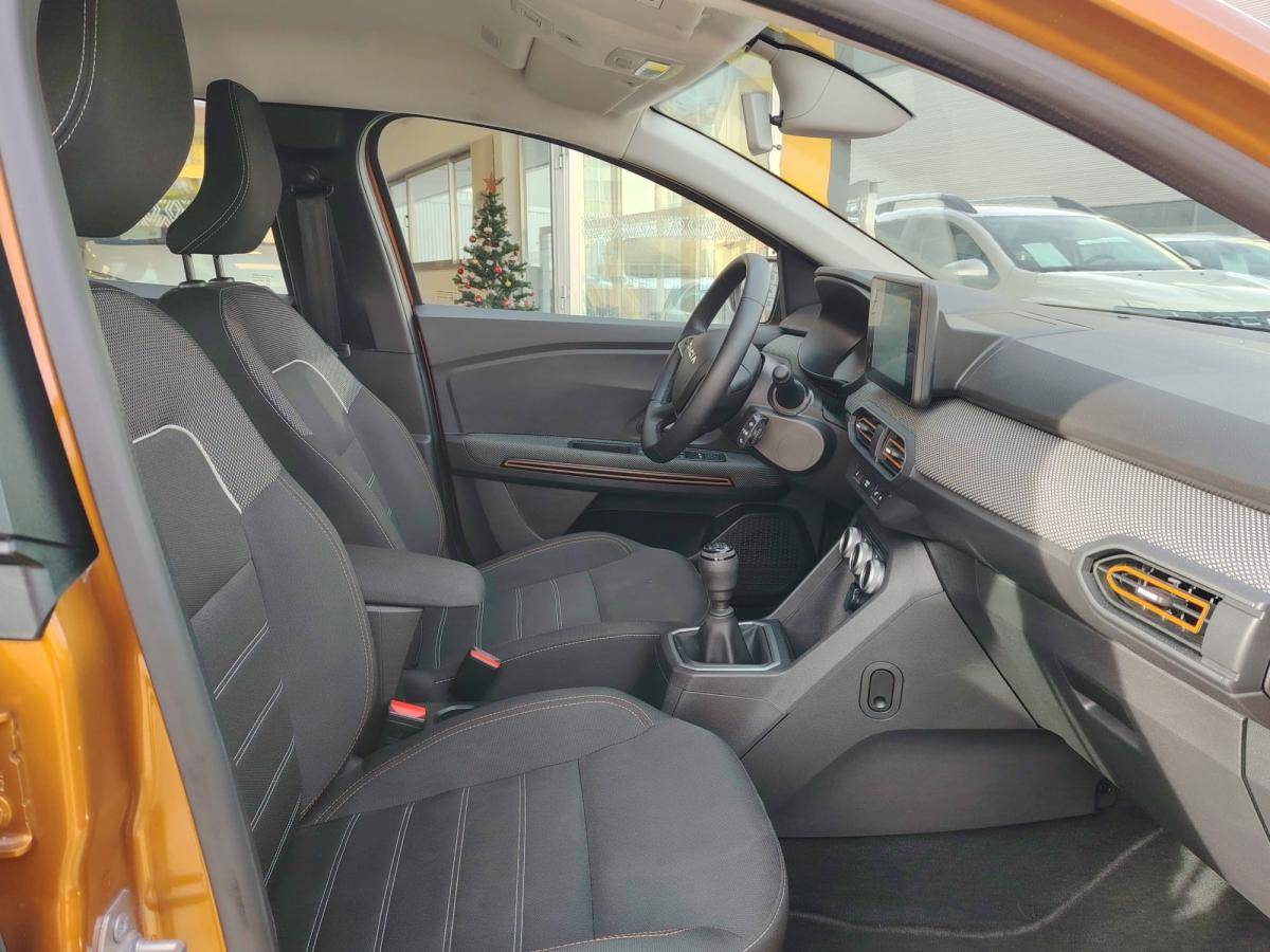 dacia-sandero-2023-gpl-999cc