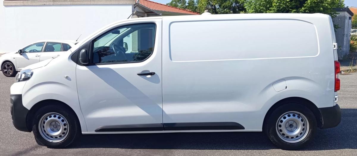 citroen-jumpy-2021-diesel-1499cc