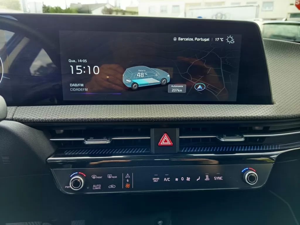 kia-ev6-2022-eletrico-200cc