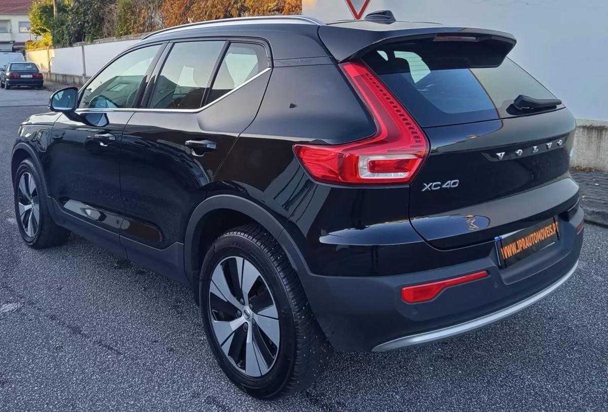 volvo-xc40-2022-hibrido-1477cc