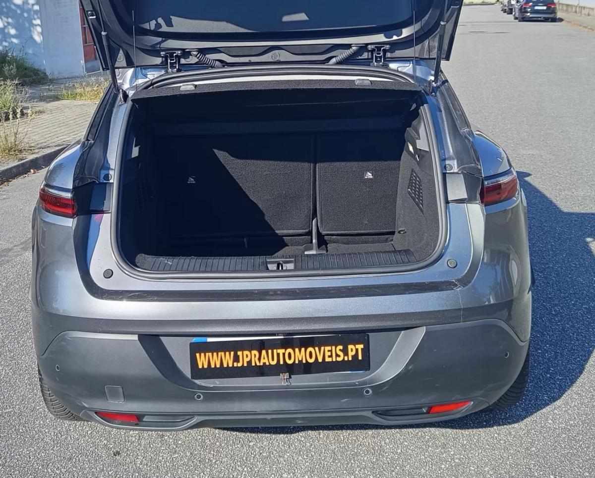 renault-megane-e-tech-2023-eletrico-0cc