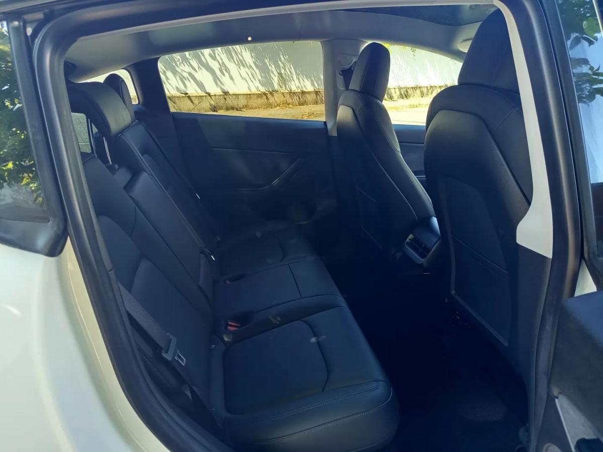 tesla-model-y-2022-eletrico-200cc