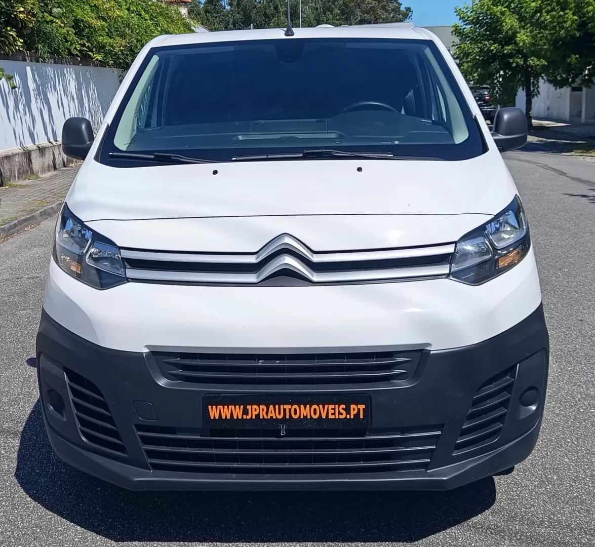 citroen-jumpy-2021-diesel-1499cc