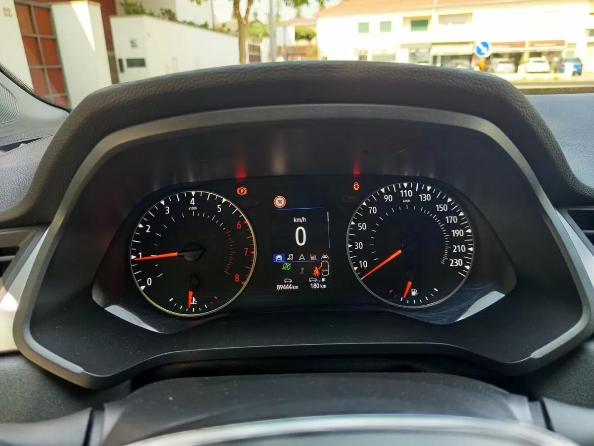 renault-captur-2023-gasolina-999cc