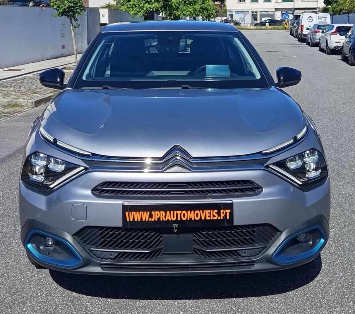 citroen-e-c4-2022-eletrico-200cc