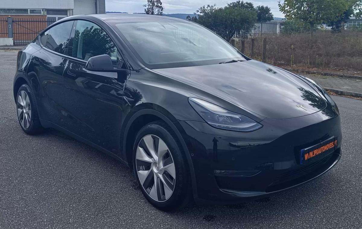 tesla-model-y-2022-eletrico-0cc