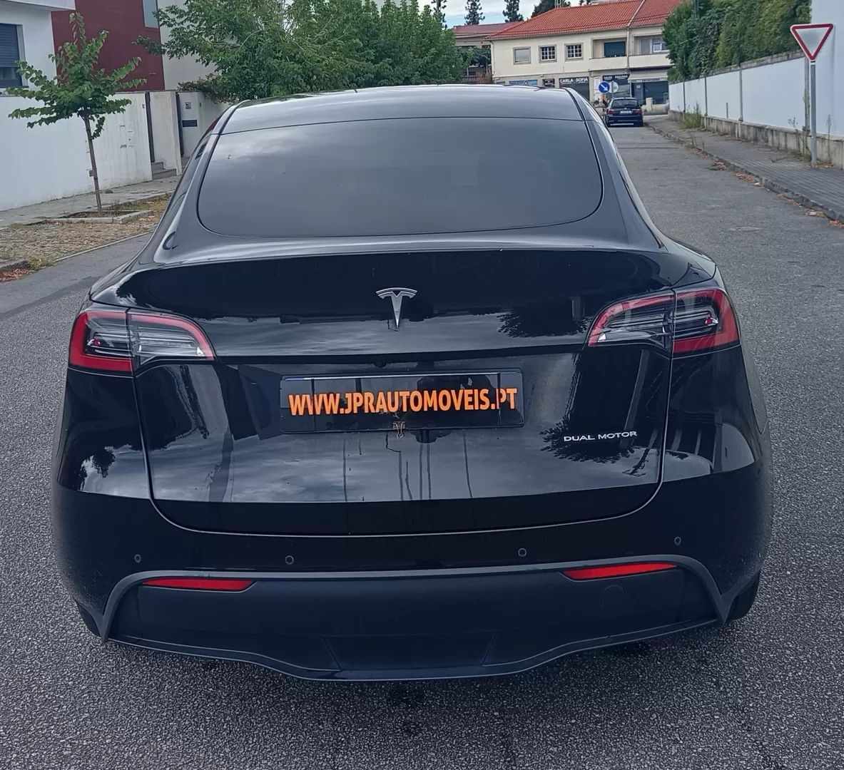 tesla-model-y-2022-eletrico-0cc