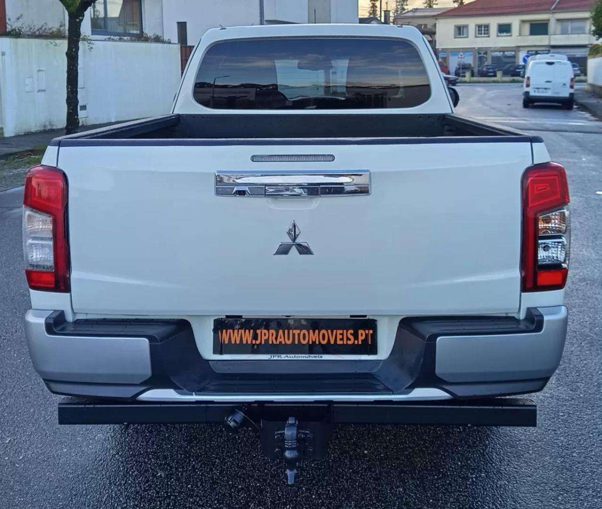 mitsubishi-l200-2022-diesel-2199cc