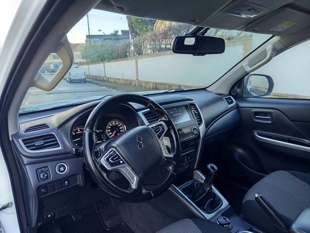 mitsubishi-l200-2022-diesel-2199cc