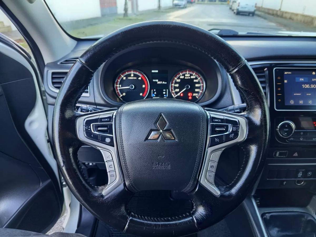mitsubishi-l200-2022-diesel-2199cc