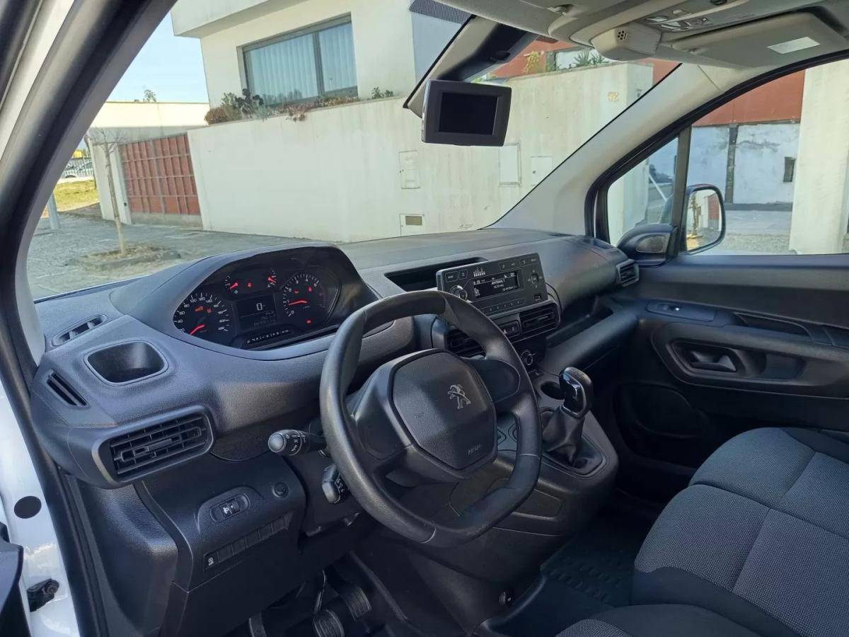 peugeot-partner-2019-diesel-1560cc