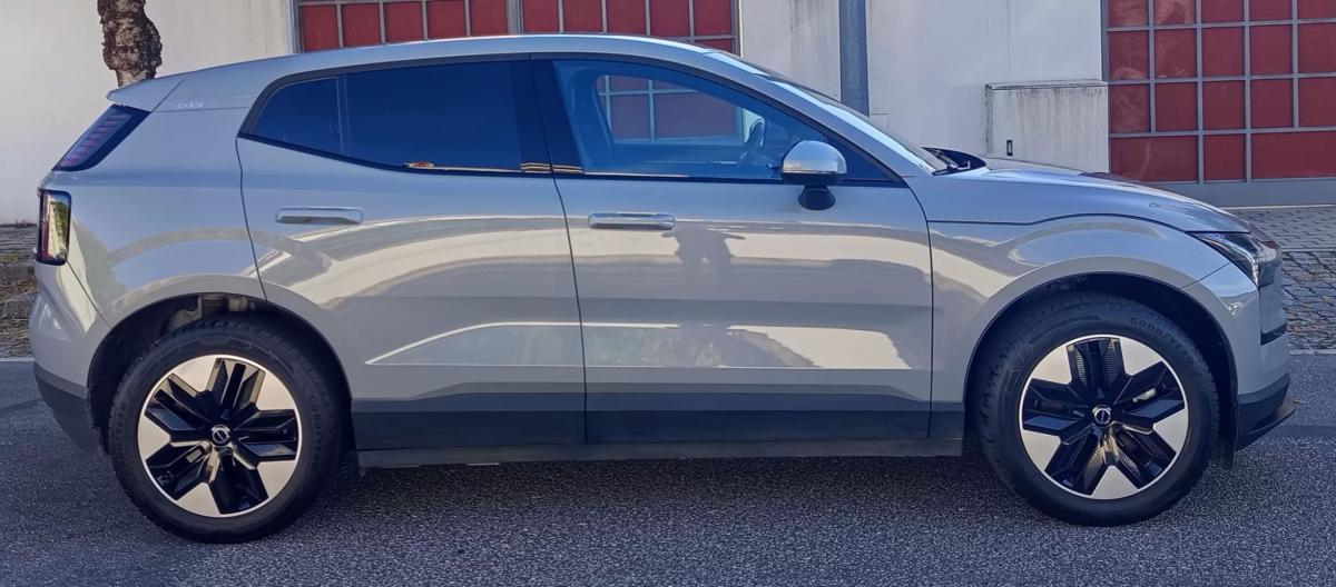 volvo-ex30-2025-eletrico-0cc
