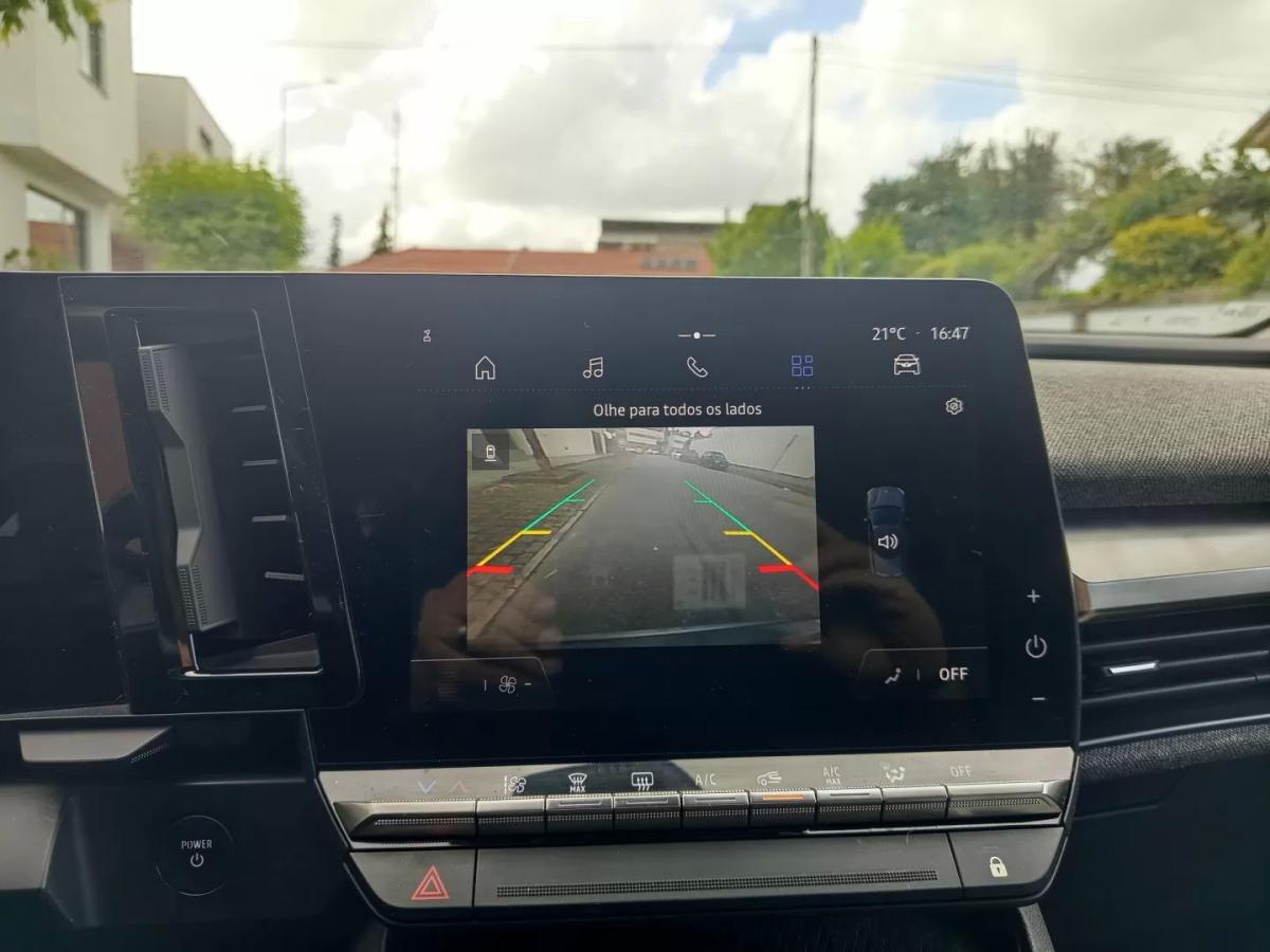 renault-megane-e-tech-2022-eletrico-200cc