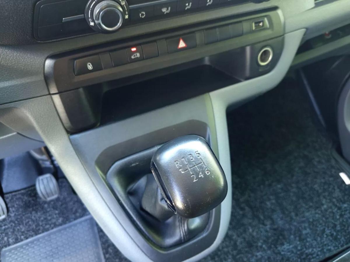 citroen-jumpy-2021-diesel-1499cc
