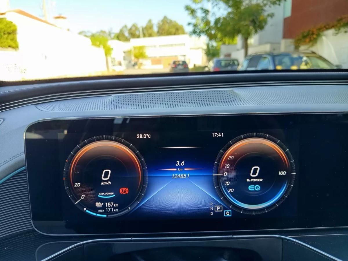 mercedes-benz-eqc-2022-eletrico-0cc