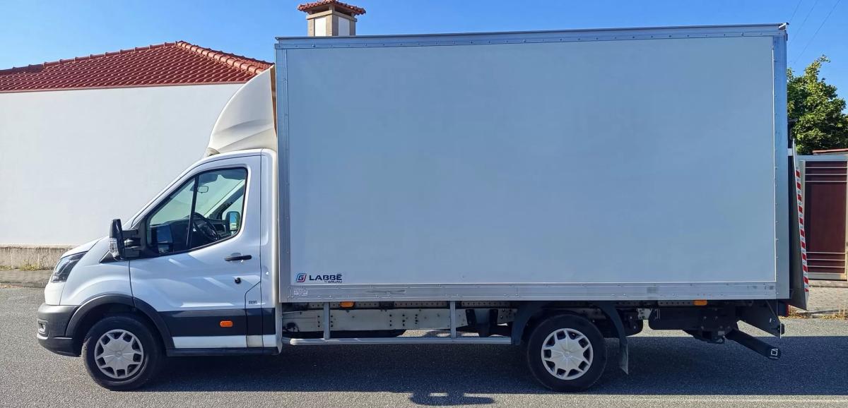 ford-transit-2023-diesel-1996cc